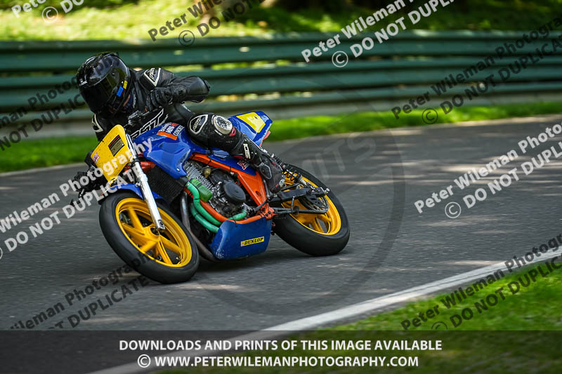 cadwell no limits trackday;cadwell park;cadwell park photographs;cadwell trackday photographs;enduro digital images;event digital images;eventdigitalimages;no limits trackdays;peter wileman photography;racing digital images;trackday digital images;trackday photos